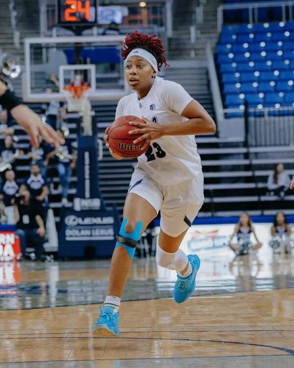 Lexie Givens